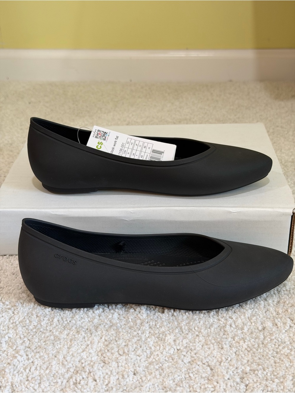 ✨BRAND NEW - $30 Retail✨ CROCS Women's Matte Black Slip-On Ballet Flat